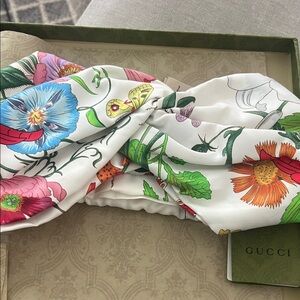 Gucci Vibrant Floral Headband - White, Blue, Red, Green